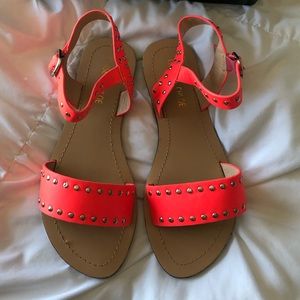 NEW Chase & Chloe shoes